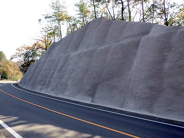 奥出雲町横田地内 - 法面保護