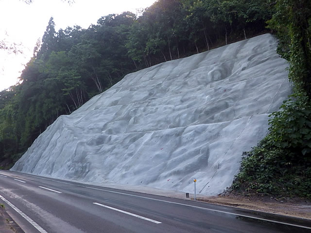 奥出雲町横田町地内 - 法面修繕