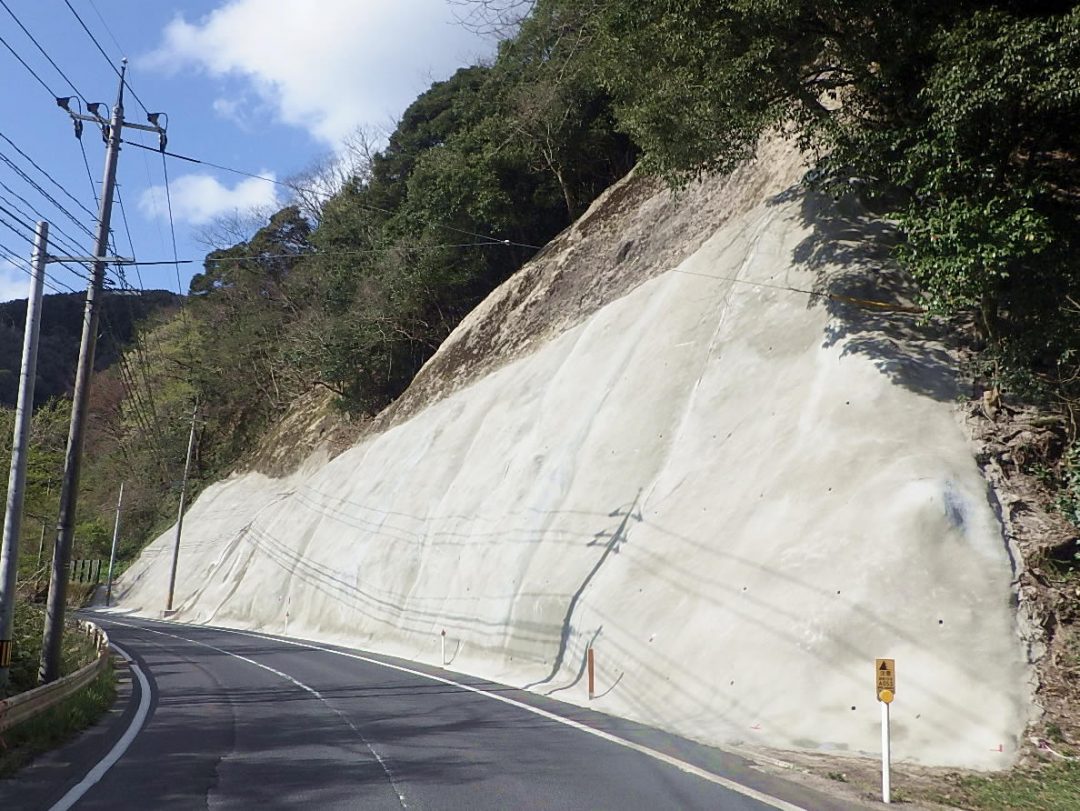 木次町西日登地内 - 法面修繕