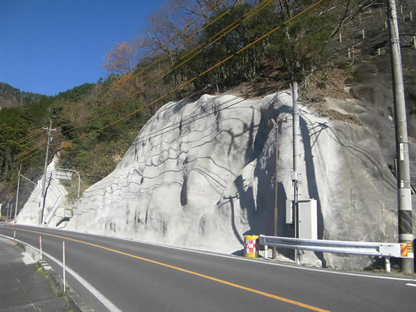 奥出雲町横田町地内 - 法面修繕