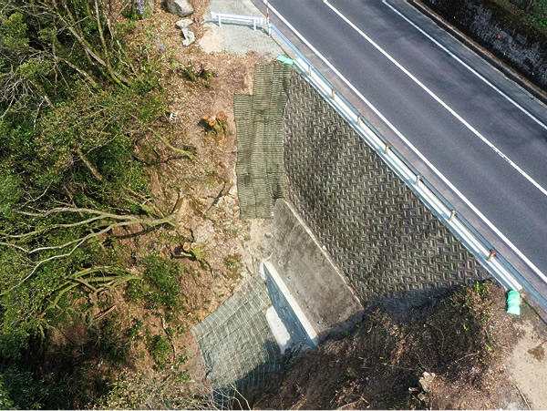 木次町寺領地内 - 落石防護柵工